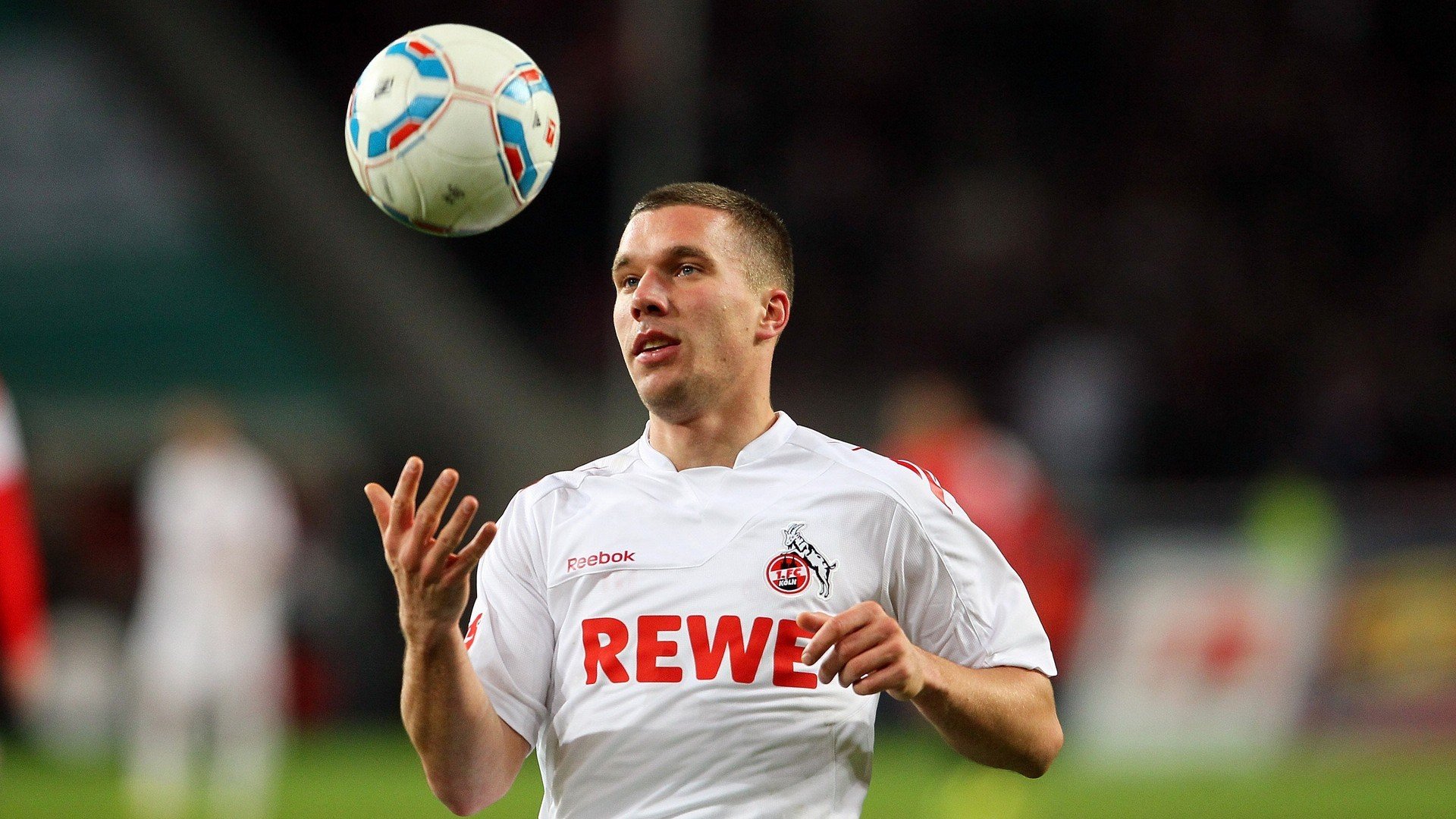 法甲风云突变：比赛瞬间点燃全场欢呼，法甲冲突视频